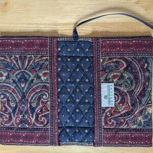 Vera Bradley Navy & Burgundy Medallion Quilted Book Cover w/Ribbon*